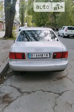 Audi A8 1999