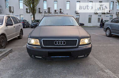 Седан Audi A8 2001 в Киеве