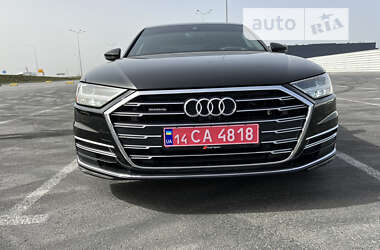 Седан Audi A8 2019 в Львові