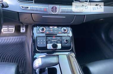 Седан Audi A8 2014 в Хусте