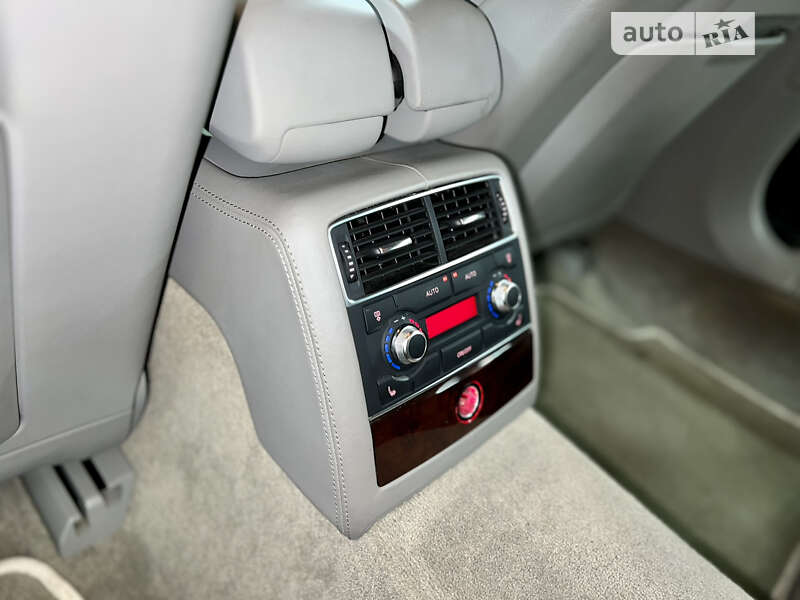 Седан Audi A8 2006 в Києві