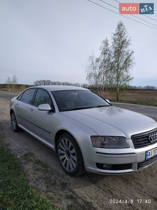 Седан Audi A8 2004 в Києві