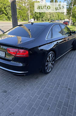 Седан Audi A8 2013 в Киеве