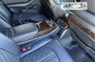 Седан Audi A8 2011 в Житомирі