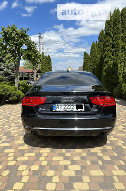 Седан Audi A8 2012 в Борисполі