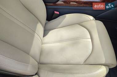 Седан Audi A8 2013 в Ужгороде