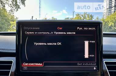 Седан Audi A8 2012 в Києві