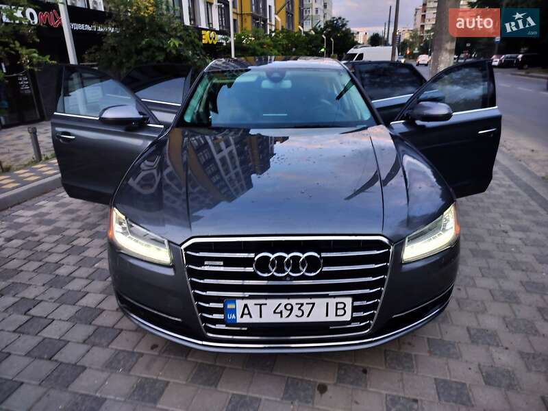 Седан Audi A8 2015 в Ивано-Франковске