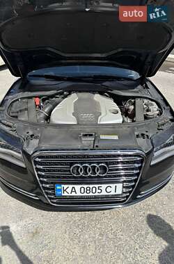 Седан Audi A8 2011 в 