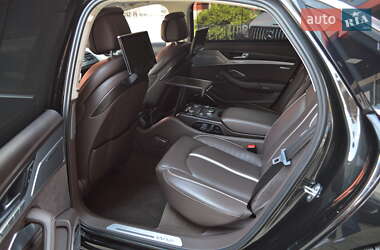 Седан Audi A8 2012 в 