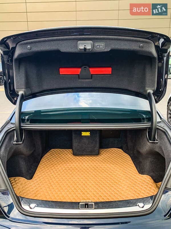 Седан Audi A8 2014 в Днепре фото 20 Седан Audi A8 2014 в Днепре