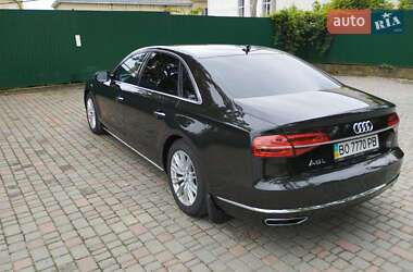 Седан Audi A8 2017 в Залещиках