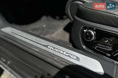 Седан Audi A8 2015 в 