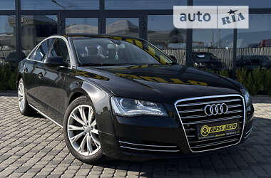 Седан Audi A8 2013 в Мукачевому