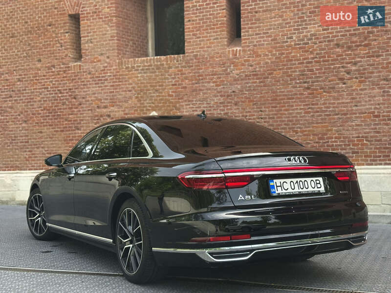 Седан Audi A8 2020 в Львові