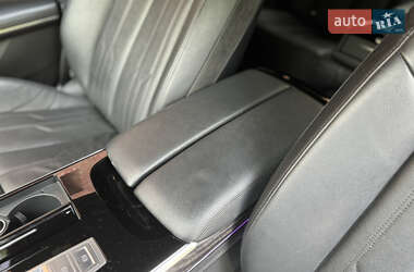 Седан Audi A8 2020 в 