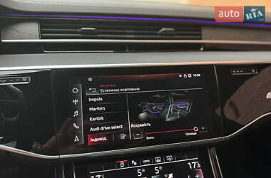 Седан Audi A8 2020 в 