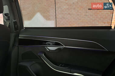 Седан Audi A8 2020 в Львові
