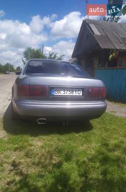 Седан Audi A8 1998 в 