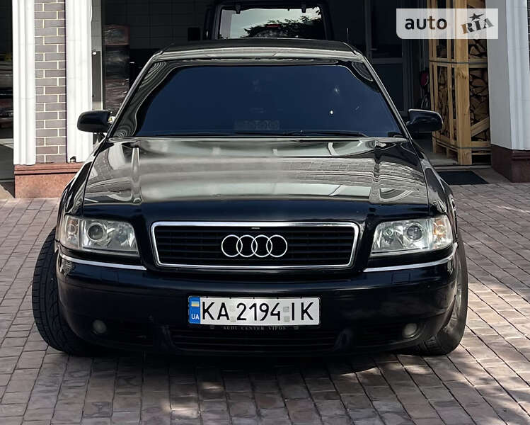 Седан Audi A8 2000 в Киеве