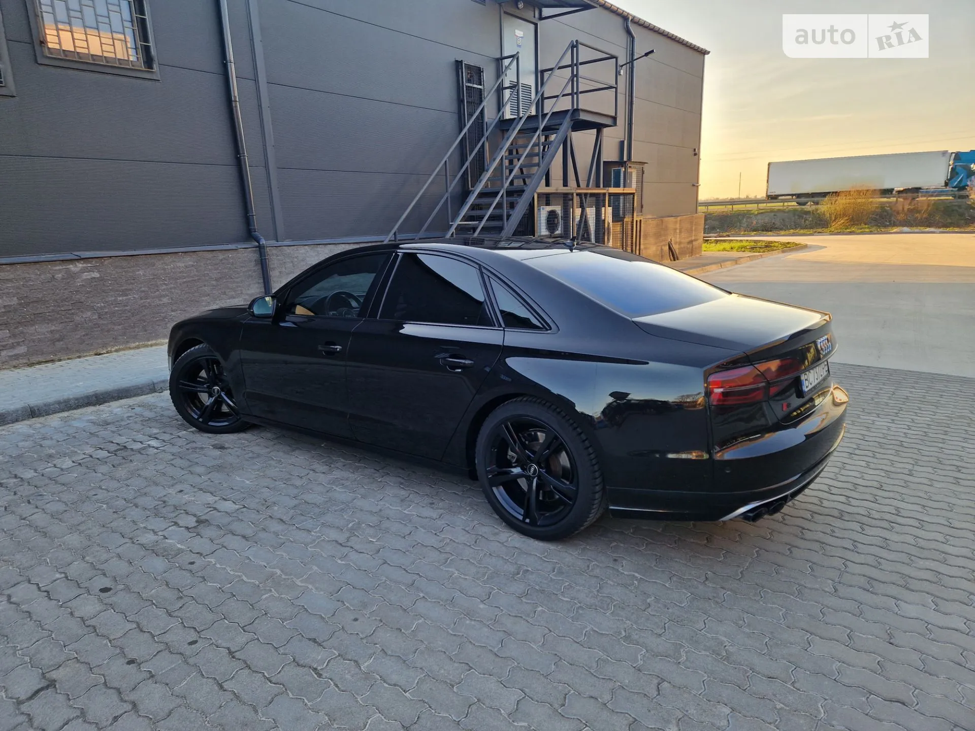 2015 Audi A8 - мініатюра 4