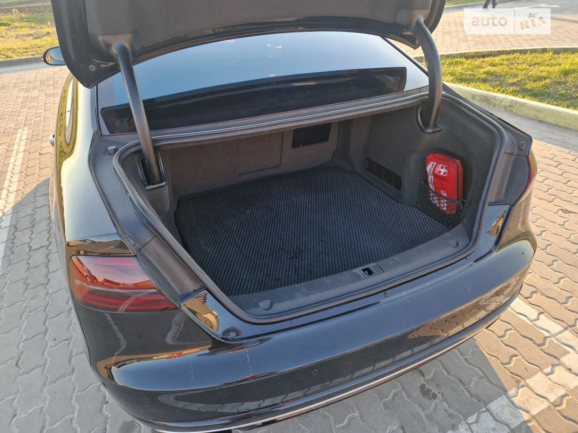 2015 Audi A8 - мініатюра 12