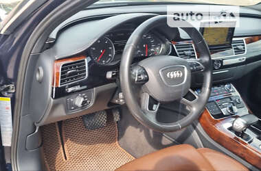 Седан Audi A8 2014 в Житомире