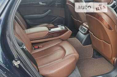 Седан Audi A8 2014 в Житомире