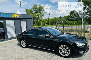 Седан Audi A8 2011 в Иршаве