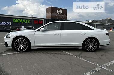 Седан Audi A8 2018 в Киеве