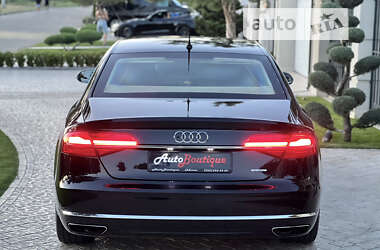 Седан Audi A8 2015 в 