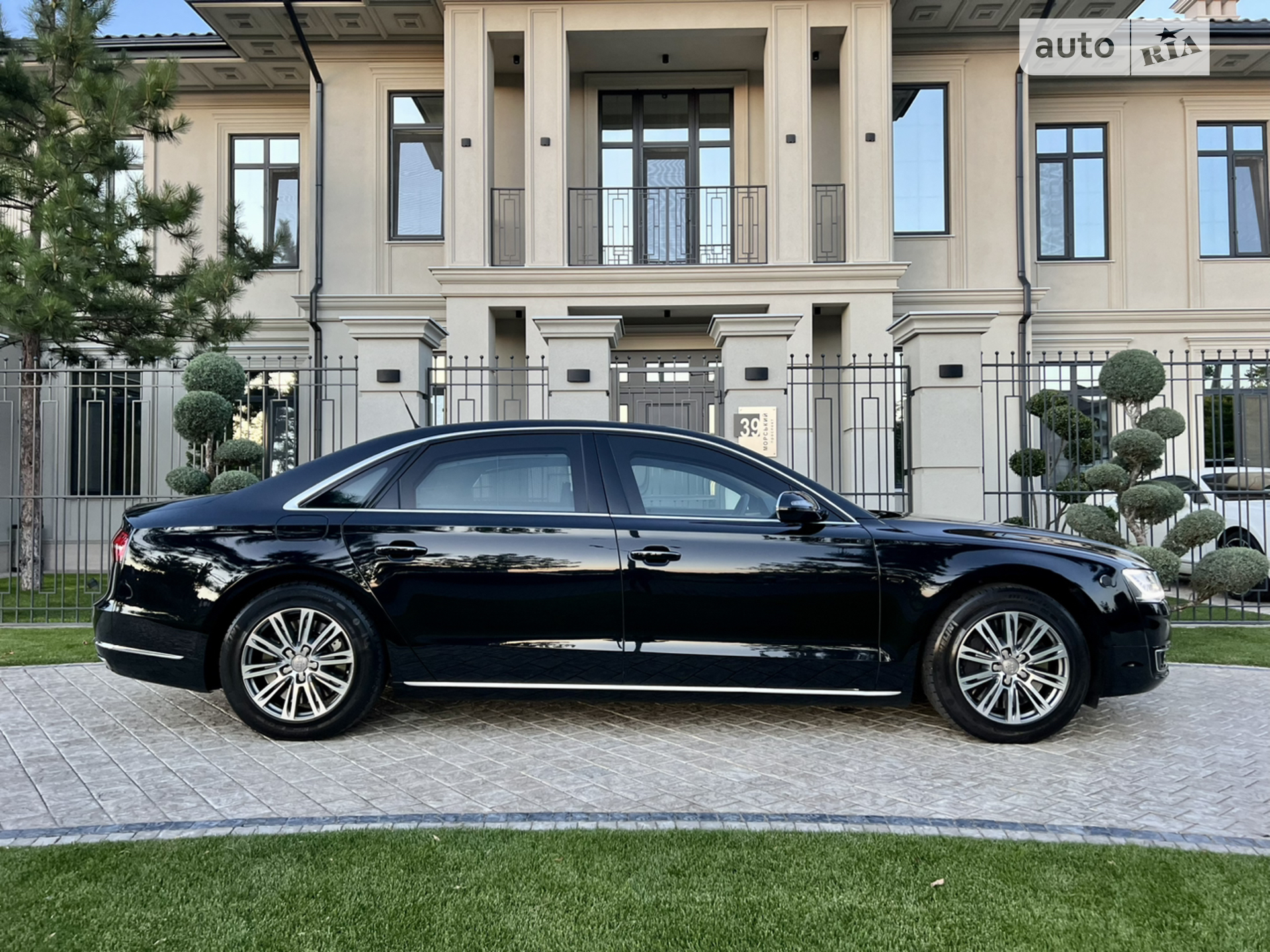 2015 Audi A8 - мініатюра 18