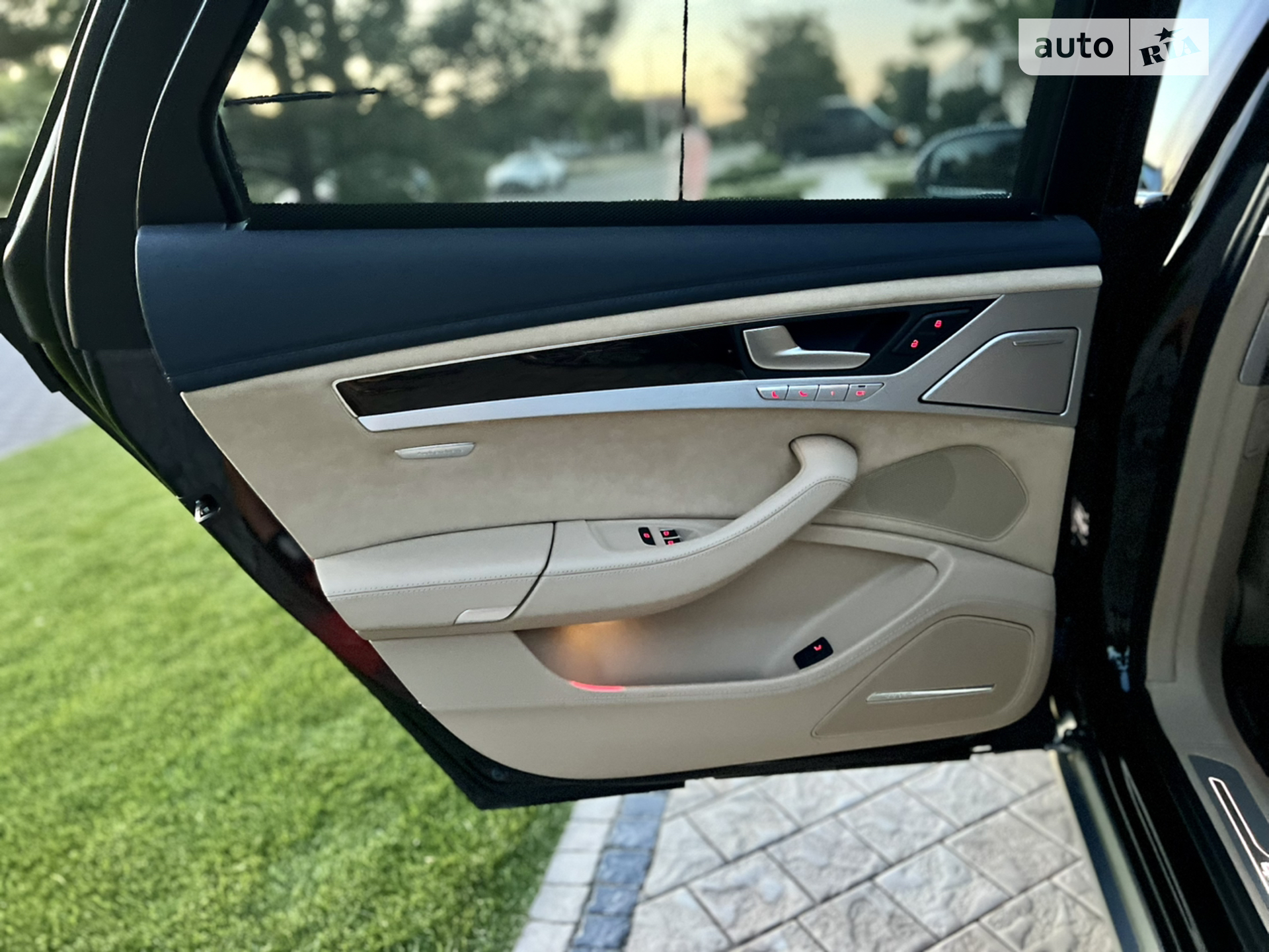 2015 Audi A8 - мініатюра 37