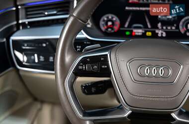 Седан Audi A8 2018 в 