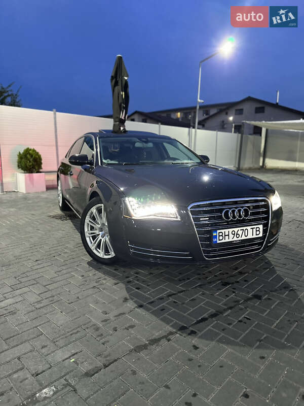 Седан Audi A8 2012 в Одессе