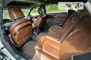Седан Audi A8 2013 в 
