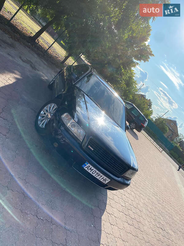 Седан Audi A8 1995 в Бердичеві