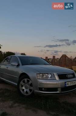 Седан Audi A8 2004 в 