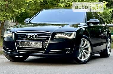 Седан Audi A8 2010 в Одесі