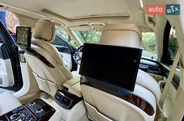 Седан Audi A8 2010 в Одесі