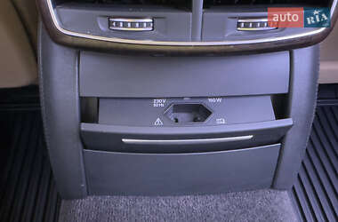 Седан Audi A8 2012 в 