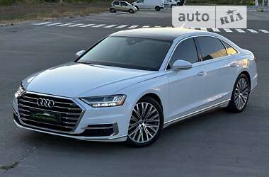 Седан Audi A8 2018 в Киеве