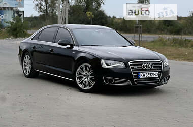 Седан Audi A8 2012 в Львове