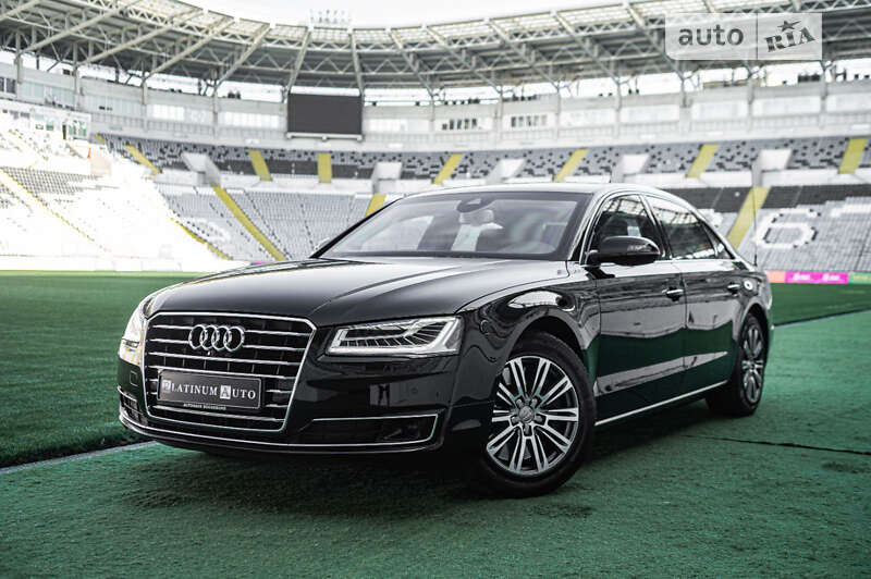 Седан Audi A8 2017 в Одессе