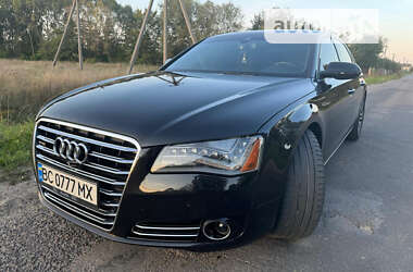 Седан Audi A8 2013 в Львові