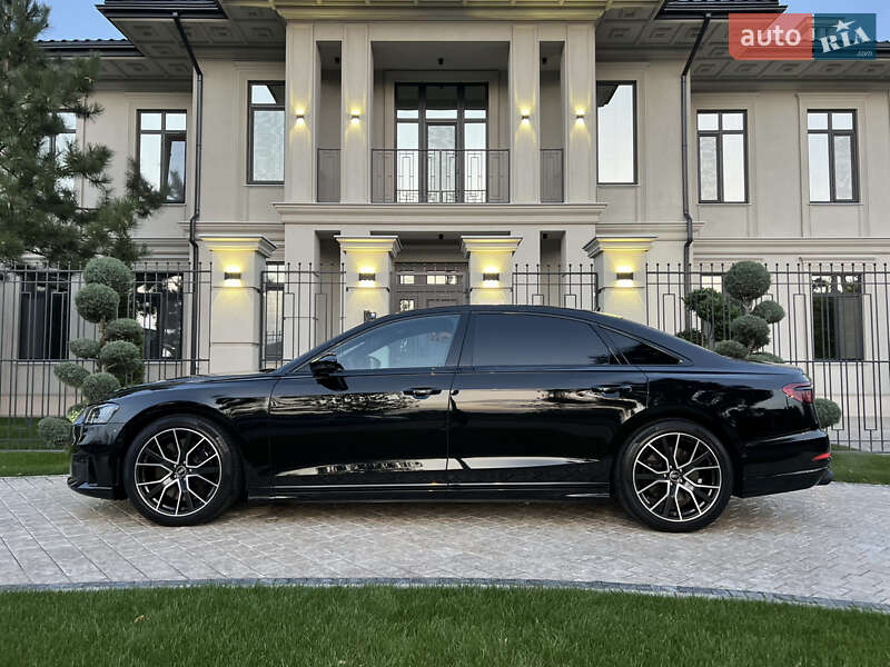 Седан Audi A8 2020 в Одессе