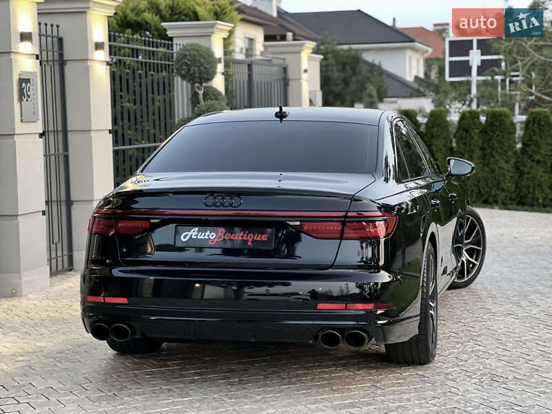 Седан Audi A8 2020 в Одессе