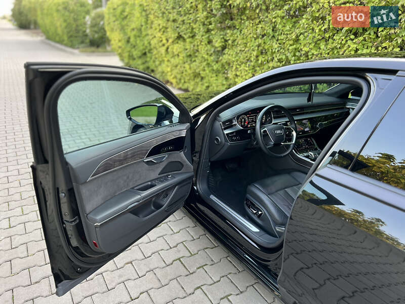 Седан Audi A8 2020 в Одессе