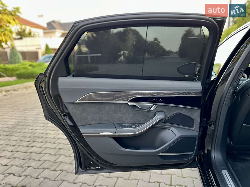 Седан Audi A8 2020 в Одессе