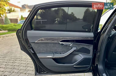 Седан Audi A8 2020 в 